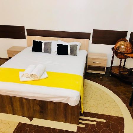 Joy City Stay Unirii19 Timisoara Ngoại thất bức ảnh